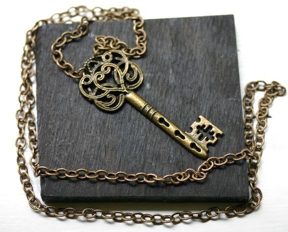 Antik bronz kulcs